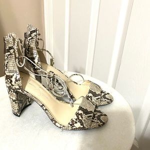 Jessica Simpson Nehah Ankle Tie Neutral & brown heels. New With Tag. Size 6.5